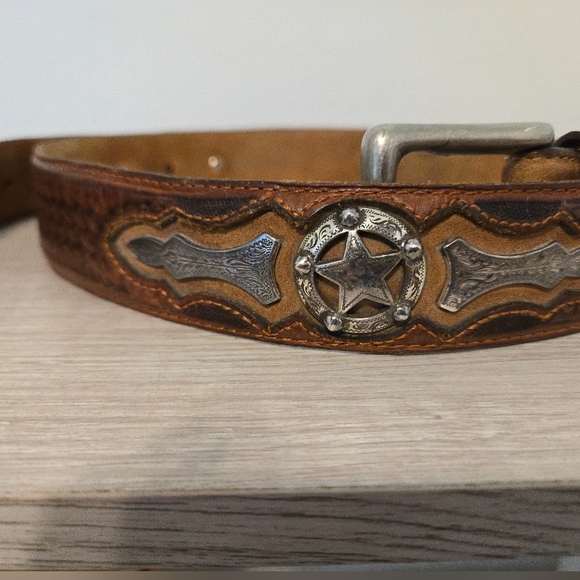 Vintage Justins Odessa Star Silver Texas Ranger Brown Leather Belt Mens Size 44 - Picture 2 of 9